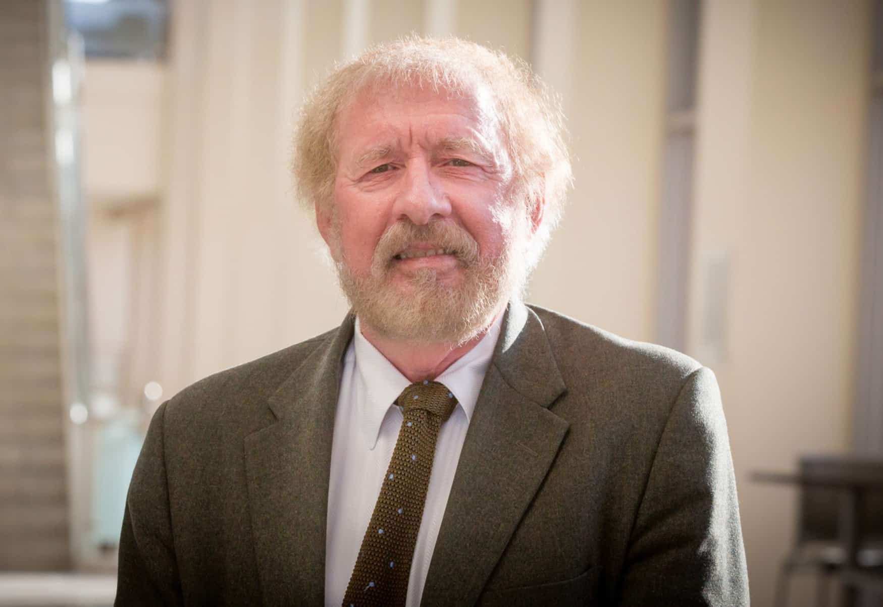 Creighton Economics Professor Utilizes Monthly Video to Provide Economic Outlook